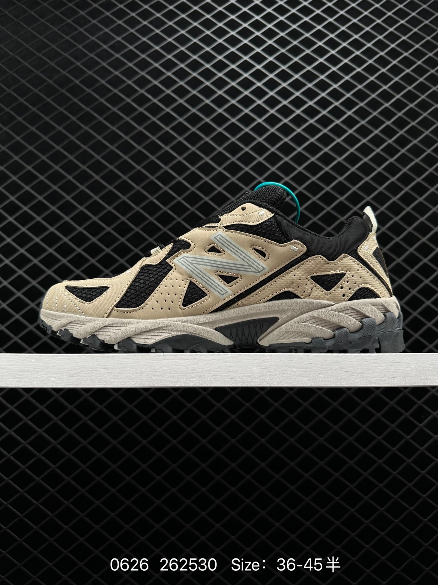 New Balance   ML610TAC